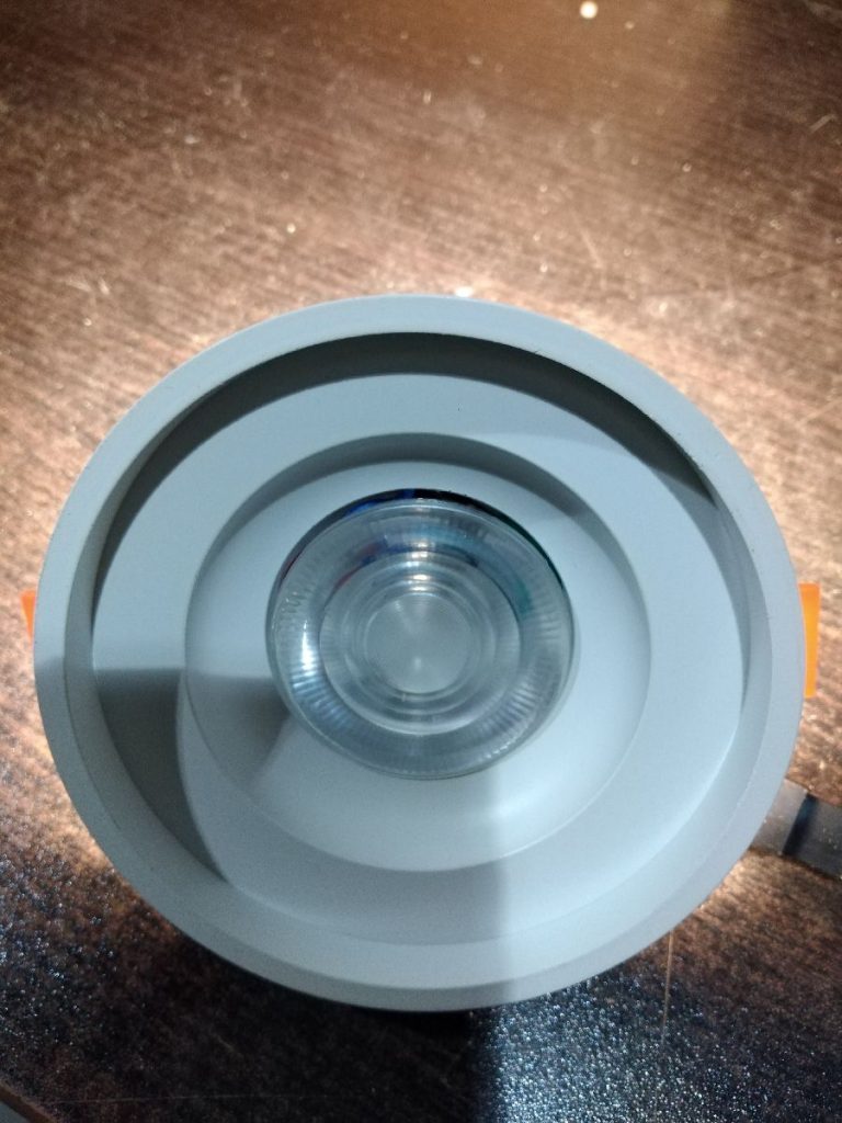 Встраиваемый светильник Elvan VLS-314R-6/3W-NH-Wh
