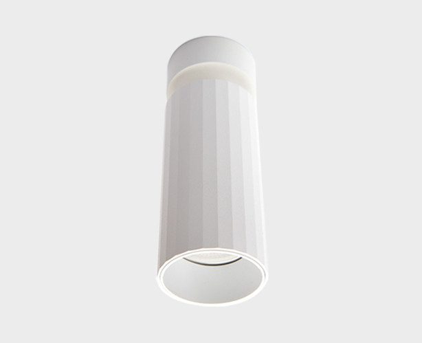 Накладной спот Italline IT08-8011 white Накладной спот Italline IT08-8011 white